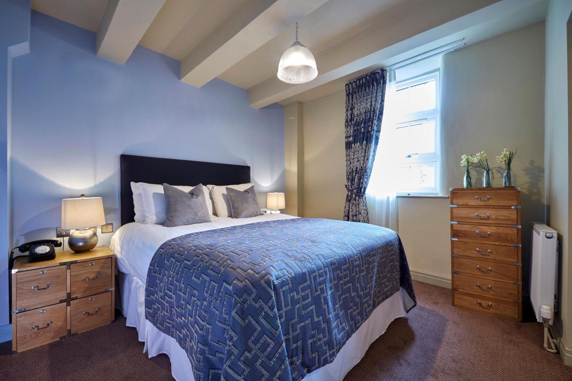 Hotel The White Hart At Lydgate à Oldham Extérieur photo
