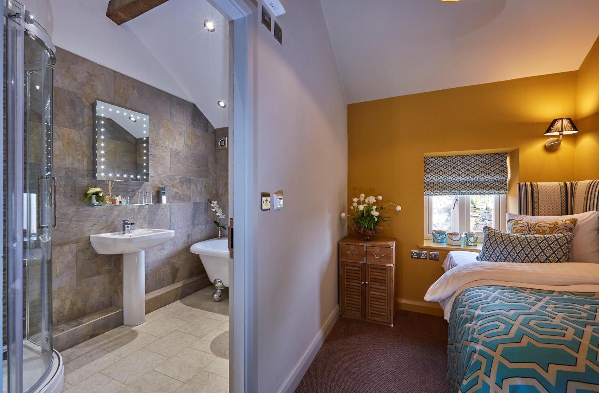 Hotel The White Hart At Lydgate à Oldham Extérieur photo